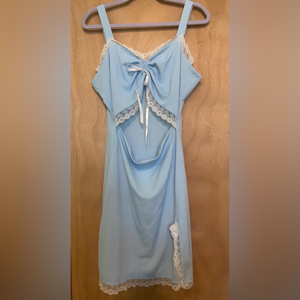 Elegant Blue Lace Trim Dress